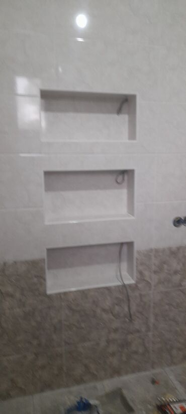 Укладка плитки: Подготовка стен для укладки, Подготовка стен для грунтовки, Резка плитки | Керамическая плитка, Керамогранитая плитка, Мозаичная плитка | Вертикальная укладка, Диагональная укладка, Горизонтальная укладка Больше 6 лет опыта — 7