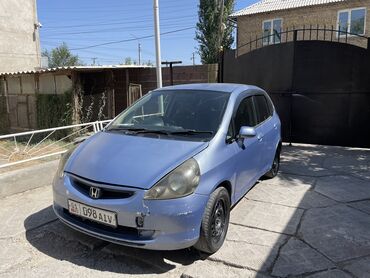 скупка авто в любом состоянии: Honda Fit: 2003 г., 1.3 л, Вариатор, Бензин, Седан