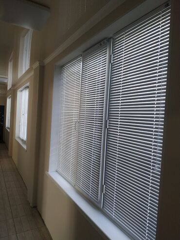 Жалюзи и рольшторы: Горизонтальные жалюзи Легкие горизонтальные жалюзи хорошая — 4