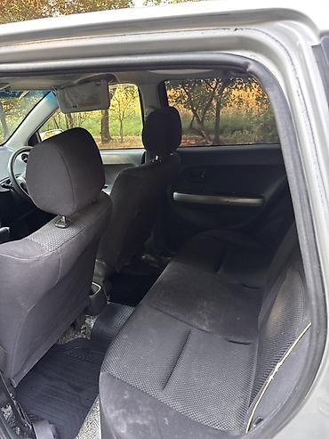 Транспорт: Toyota Ist: 2003 г., 1.3 л, Автомат, Бензин, Хэтчбэк — 9