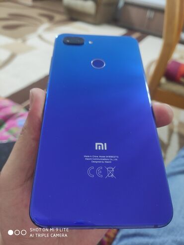 телефон пока x3: Xiaomi, Mi 8 Lite, Б/у, 64 ГБ, цвет - Синий, 2 SIM
