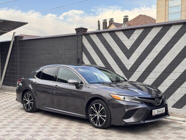 Toyota: Toyota Camry: 2018 г., 2.5 л, Автомат, Бензин, Седан