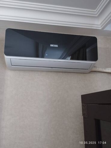 soliton masalli: Kondisioner Riffle, İşlənmiş, 40-45 kv. m, Daxili blok, Kredit yoxdur