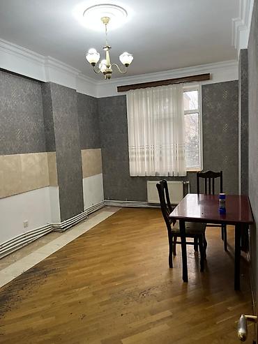 Mənzillər: 3 otaqlı, Yeni tikili, 128 kv. m — 4