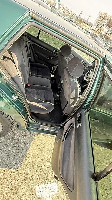 Volkswagen: Volkswagen Golf: 1998 г., 2 л, Ручные, Бензин, Хэтчбэк — 10