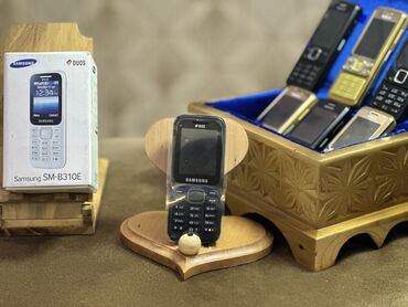 телефон 1500 сом: Samsung Galaxy S22, Новый, < 2 ГБ, цвет - Черный, 2 SIM