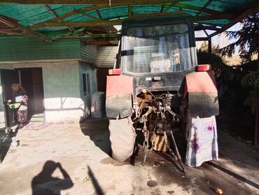 степ радиятор: Шаймандары менен Трактор Беларус (МТЗ), кабина закрытая, передний