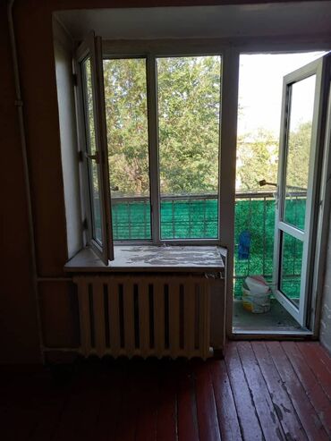 срочно продается квартира: 1 комната, 31 м², Индивидуалка, 4 этаж, Старый ремонт