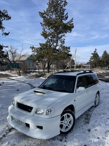 Subaru: Subaru Forester: 2000 г., 2 л, Механика, Бензин, Седан