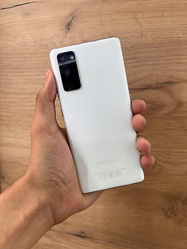 samsung galaxy a71: Samsung Galaxy S20 FE (SM‑G780G/DSM), белый цвет. Основные — 1