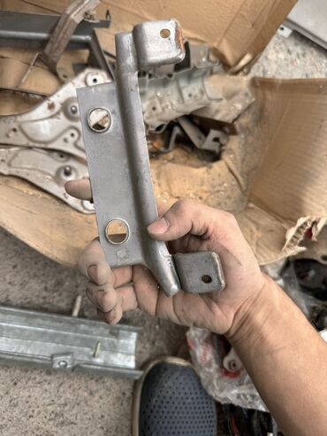 Другие автозапчасти: Запчасти для Mitsubishi space gear — 96