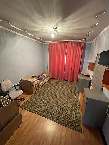 Долгосрочная аренда домов: 400 м², 10 комнат, Балкон застеклен, Евроремонт, Забор, огорожен — 19