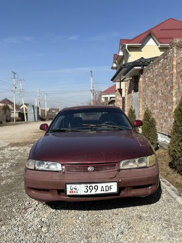 Mazda: Mazda 626: 1994 г., 2 л, Механика, Газ, Хэтчбэк