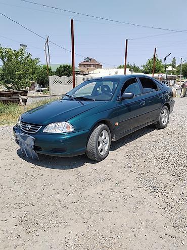 авто ярис: Toyota Avensis: 2002 г., Лифтбек — 7