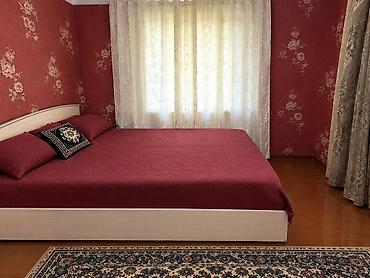 требуется мебельный цех: Двуспальная кровать с мягким изголовьем и вместительным — 1
