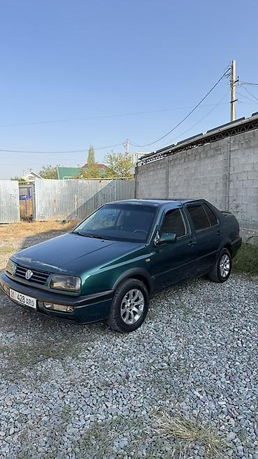 Vortex: Volkswagen Vento: 1998 г., 1.8 л, Кол менен иштөөчү, Бензин, Седан — 4