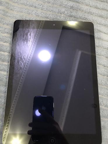 ipad air 6: Apple iPad planşet - Korpus: gümüş rəngli alüminium, arxada Apple — 2