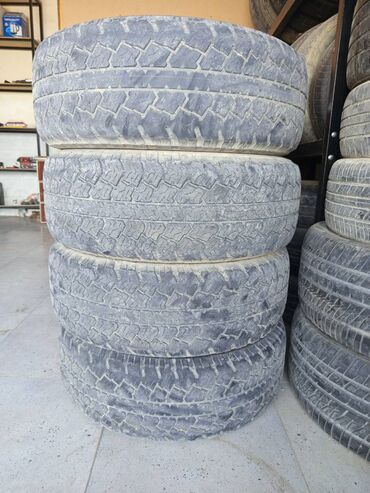 Təkərlər: Lassa 265.65.17.Qiymət hamısına aiddi komplekt nakaçinni heç birində