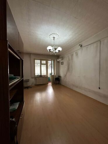 длиная: 2 комнаты, 55 м², Индивидуалка, 4 этаж, Старый ремонт