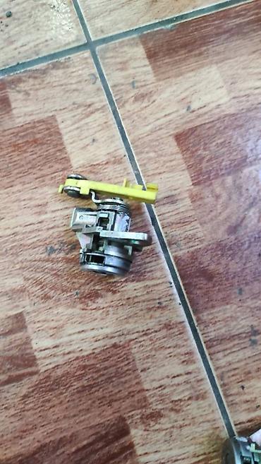 key maker: Toyota Еstima личинка дверного замка, Тойота Эстима личинка дверного — 1