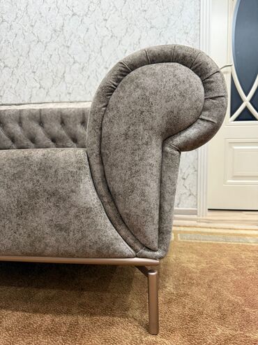 Divanlar: Divan, İşlənmiş, Açılan, Bazasız, Vеlur parça, Çatdırılma yoxdur — 6