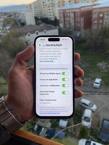 Apple iPhone: IPhone 14 Pro, 128 GB, Qara, Face ID — 3