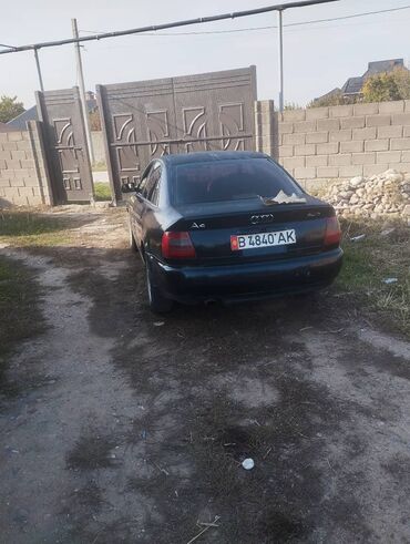 авто симулятор: Audi A4: 1999 г., 1.8 л, Автомат, Бензин, Седан