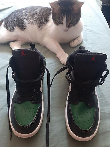 джорданы 11: Кроссовки Nike Jordan (детские) - Модель: Jordan 1 Mid (стиль — 4