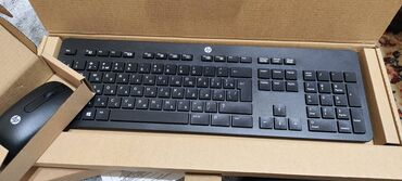 наклейка для клавиатуры ноутбука: Комплект - блютуз клавиатура с мышкой. Фирма hp- оригинал. Абсолютно