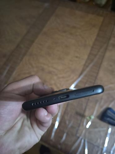 Xiaomi: Redmi smartfon - Model: Redmi (arka hissədə “Model — 4