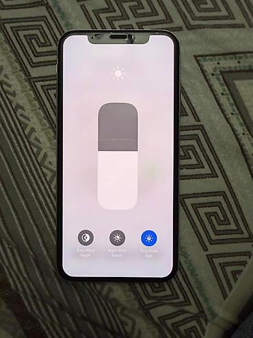 i̇pone 8 plus: IPhone X, 64 GB, Gümüşü, Face ID — 1