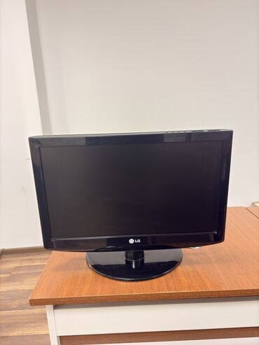 Kombi: LG 19LH2000 LCD televizor - Ekran: təxminən 19 düym, LCD panel -