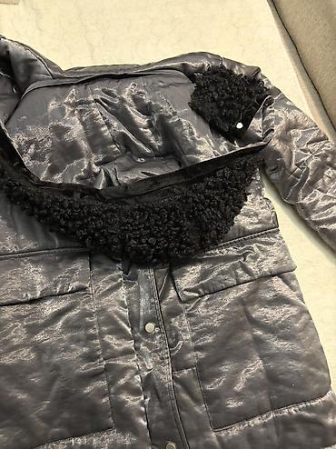 nike command zenske: Duga ženska zimska jakna/kaput u metalik sivoj boji. - Dužina do — 3