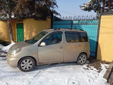 камири машина: Toyota Funcargo: 2000 г., 1.5 л, Автомат, Бензин, Седан