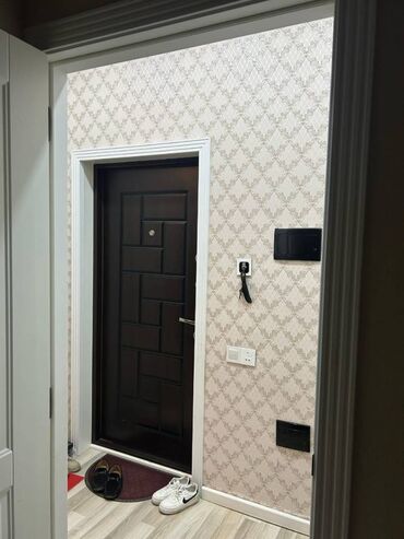 Uzunmüddətli kirayə mənzillər: Suraxanı rayonu, Qaraçuxur qəsəbəsi, 318 nömrəli məktəbin yanı, 5 — 6