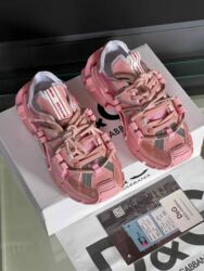 Women's Sneakers and athletic shoes: 41 — 5