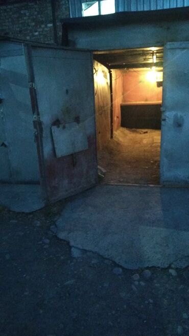 сдаю гаражи: 18 м², Металлический | Охрана, Разборной