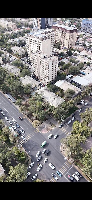 Продажа другой коммерческой недвижимости: 🏢 Продаётся цокольное помещение — 430 м² 📍 Бишкек, 2-я линия от — 18