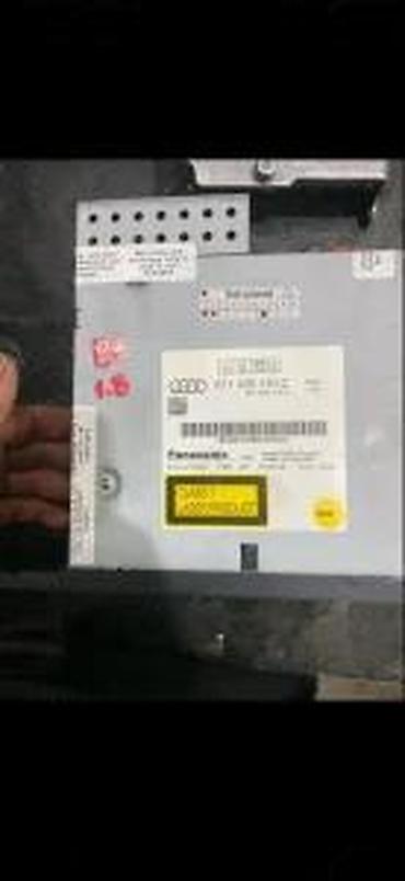 auto audi: AUDI A4 A5 CD SANZER 8T1035110C | audi vagen  delovi ALTINA — 1