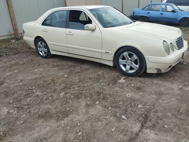 продаю мерс 220: Mercedes-Benz 260: 2000 г., 2.2 л, Механика, Бензин, Седан