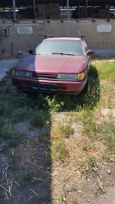 Mazda: Mazda 626: 1993 г., 2 л, Механика, Бензин, Хэтчбэк