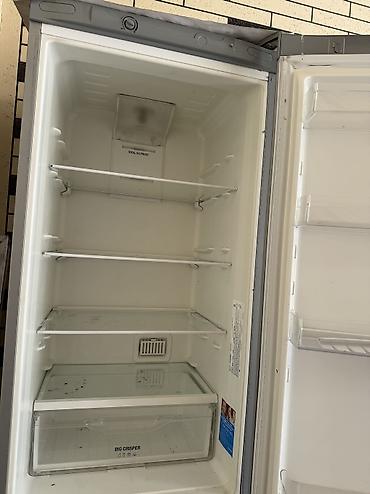 apple iphone se: Холодильник Indesit, двухкамерный, серебристый, с нижней морозильной — 4