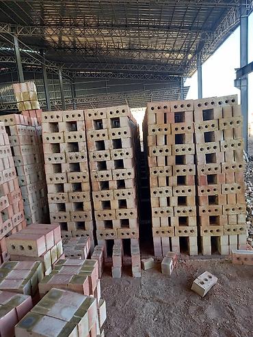 Огнеупорный кирпич: Кирпич шамотный перфорированный (огнеупорный) Описание: - Материал — 4