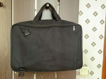 laptop çanta: 1) HP noutbuk üçün professional, original çanta. Həm ryukzaq kimi, həm