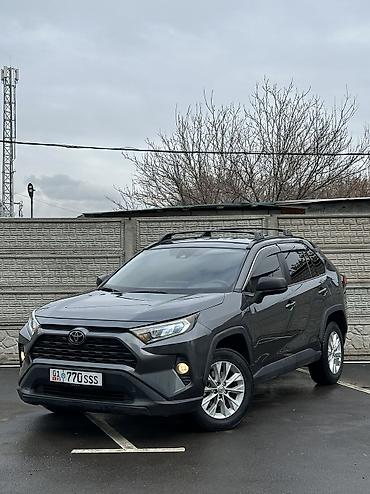 Toyota: Toyota RAV4: 2019 г., 2.5 л, Автомат, Бензин, Внедорожник — 2