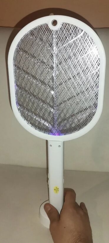 Oprema i sredstva za zaštitu: Elektricni reket novo ubica insekata akcija cene nisu fiksne na lalafo.rs — 2 Oprema i sredstva za zaštitu: Elektricni reket novo ubica insekata akcija cene nisu fiksne — 2