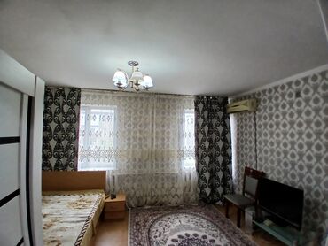 айдана диван: 1 комната, Собственник, Без подселения, С мебелью полностью