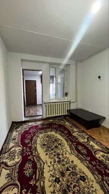 снять комнату в общежитии квартирного типа: 26 м², С мебелью