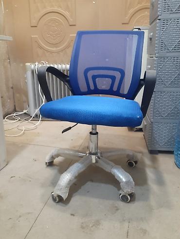 stul ofis: Ofis kreslosu – mavi rəng - Ergonomik dizayn: mesh (tor) kürəklik — 1