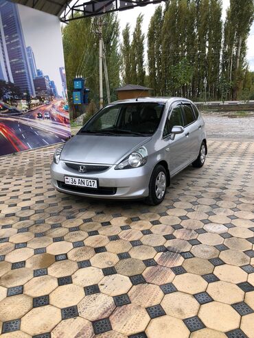 Honda: Honda Jazz: 2006 г., 1.5 л, Вариатор, Бензин